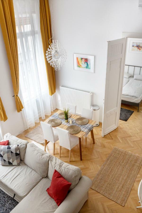 Exclusive Downtown Bella Home 布达佩斯 外观 照片