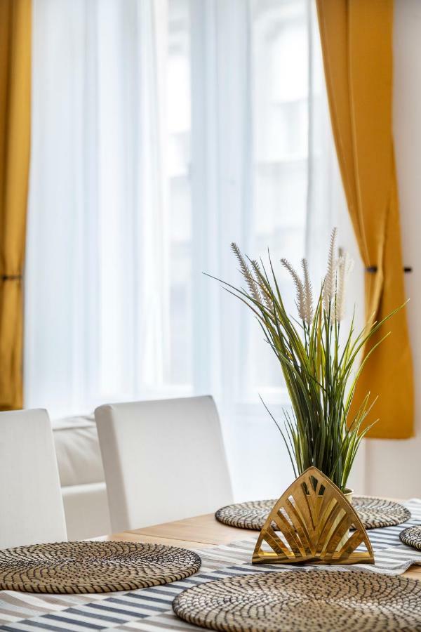 Exclusive Downtown Bella Home 布达佩斯 外观 照片